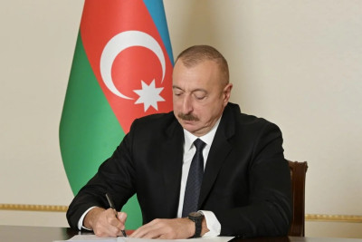 İlham Əliyev bəzi hərbçiləri təltif etdi - SƏRƏNCAM